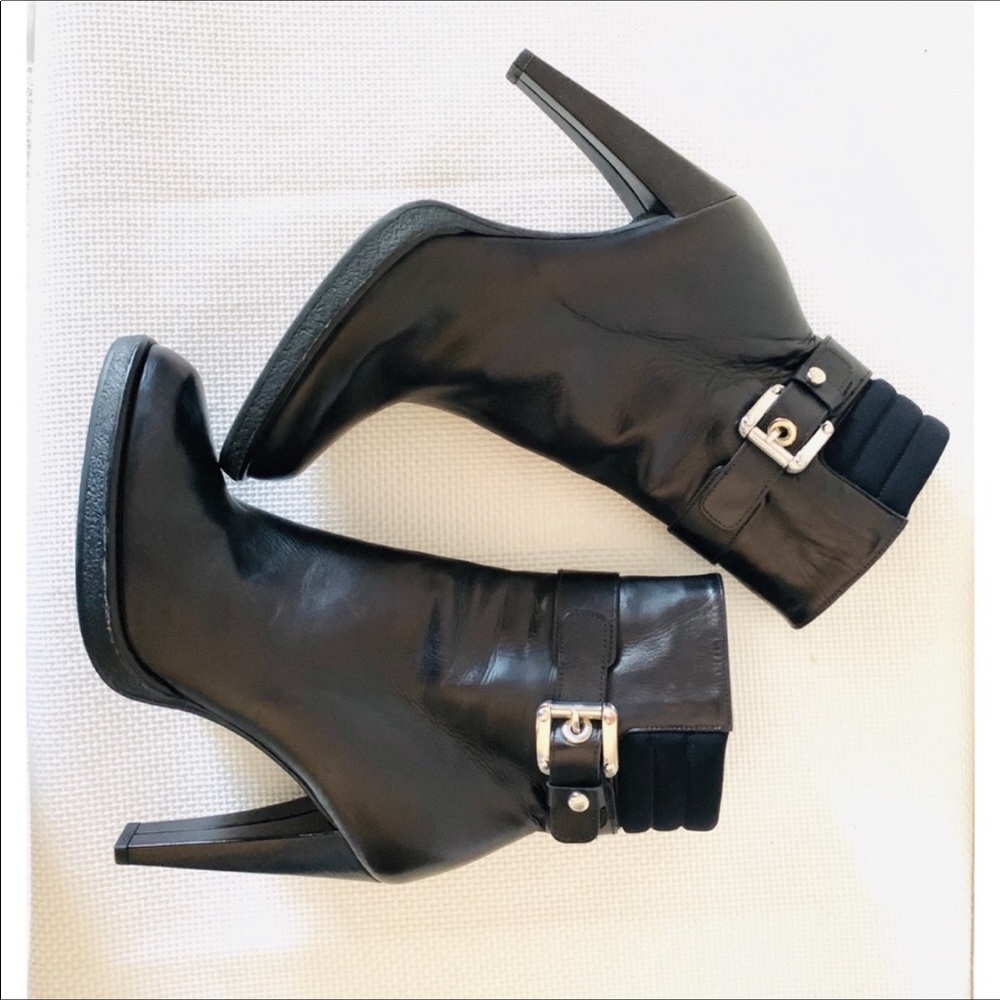 Stuart Weitzman Heeled Ankle Boots Black